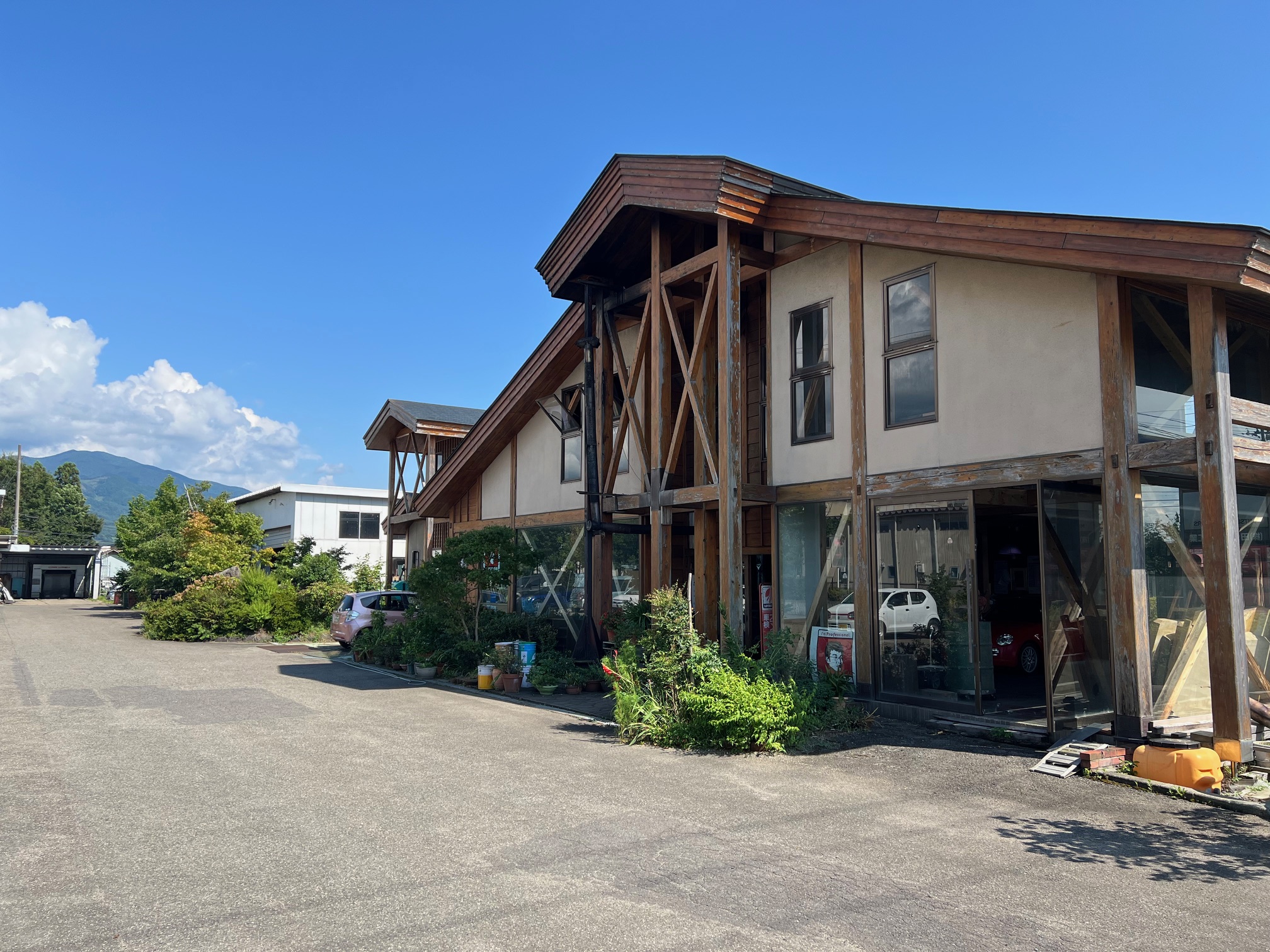 車にやさしい思いやりのロータスクラブ　田付自動車工業